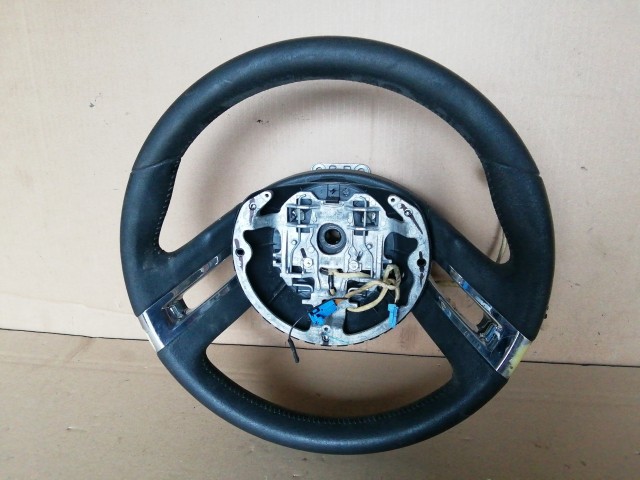 126251 Citroen C4 Picasso 2006-2013 erősen használt kormánykerék 