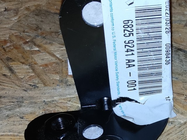 Fiat Doblo 2009-2022 gyári új bal oldali sárvédőtartó lemez 51810995