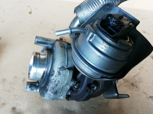 Citroen C4 Picasso 2006-2013 1,6 16v Diesel turbó GTC1244VZ , 9686120680