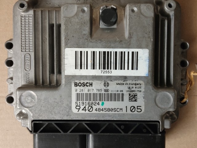 Alfa Romeo Giulietta 1,6 16v Diesel motorvezérlő 51916024 , 0281017785