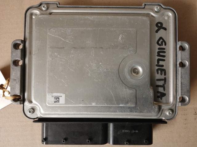 Alfa Romeo Giulietta 1,6 16v Diesel motorvezérlő 51916024 , 0281017785