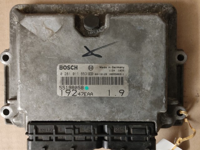 Fiat Stilo 1,9 8v Diesel 115 Le motorvezérlő  0281011553 , 55198058