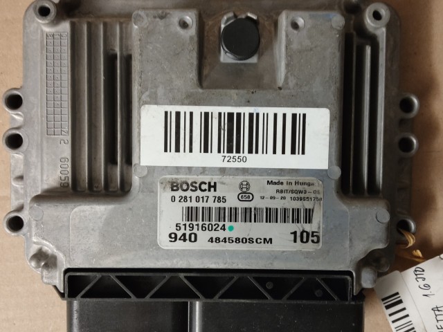 Alfa Romeo Giulietta 1,6 16v Diesel motorvezérlő 51916024 , 0281017785