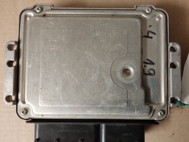 Fiat Grande Punto 1,9 8v Diesel motorvezérlő 0281012899 , 55206220