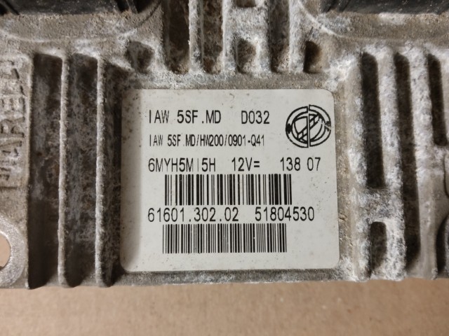 Fiat Linea 1,4 benzin motorvezérlő 51804530