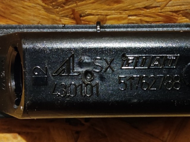 Alfa Romeo MiTo, Fiat Grande Punto, Bravo gyári új bal hátsó rendszámtábla világítás 51762788