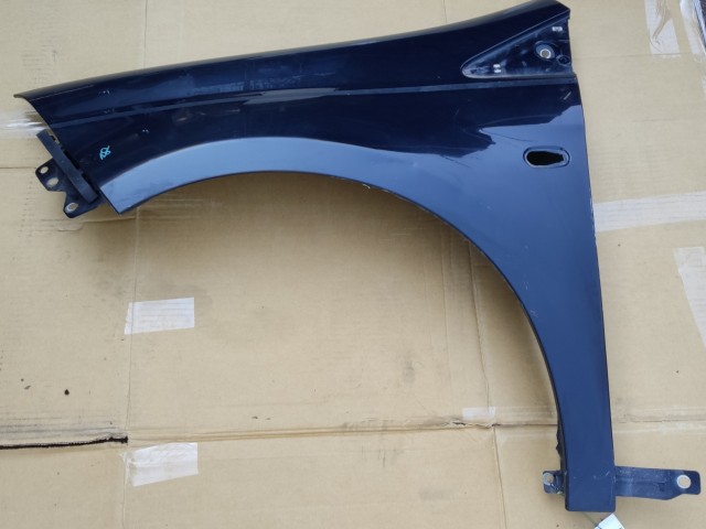 Fiat Bravo 2007-2014 indigókék színű, bal első sárvédő 51822248