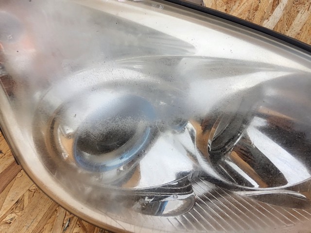 151622 Hyundai I 30 2007-2011 jobb első fényszóró, a képen látható matt plexivel  921022Lxxx