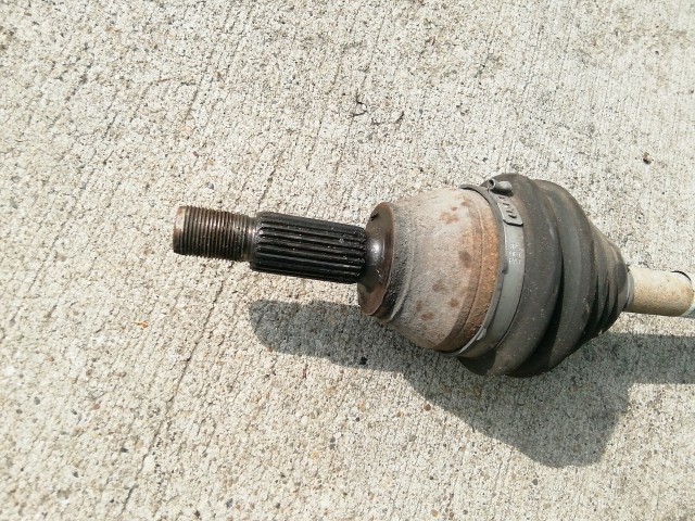 Ford Fiesta 2008-2017 1,4 16v benzin bal oldali féltengely  8V51-3B437-CA