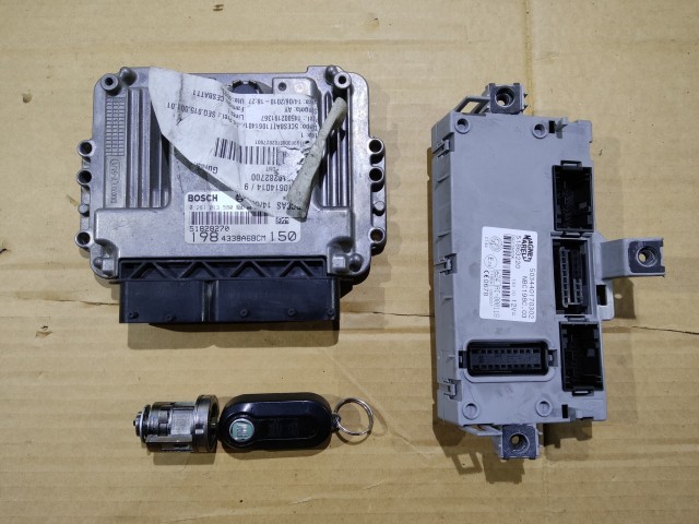 166158 Fiat Bravo 2007-2014  1,9 16v Diesel motorvezérlő szett 0281013580 , 51828270