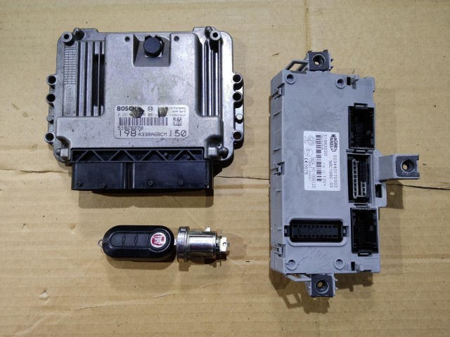 166160 Fiat Bravo 2007-2014 1,9 16v Diesel motorvezérlő szett 0281013580 , 51828270