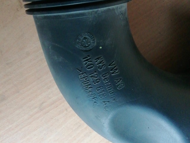 Volkswagen Touran 2005-2008 Levegőcső  1K0129618AC 