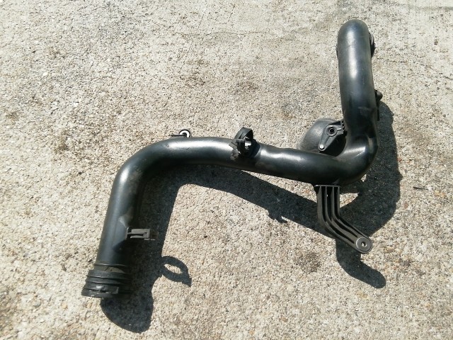 Volkswagen Touran 2005-2008 Levegőcső  Használt 