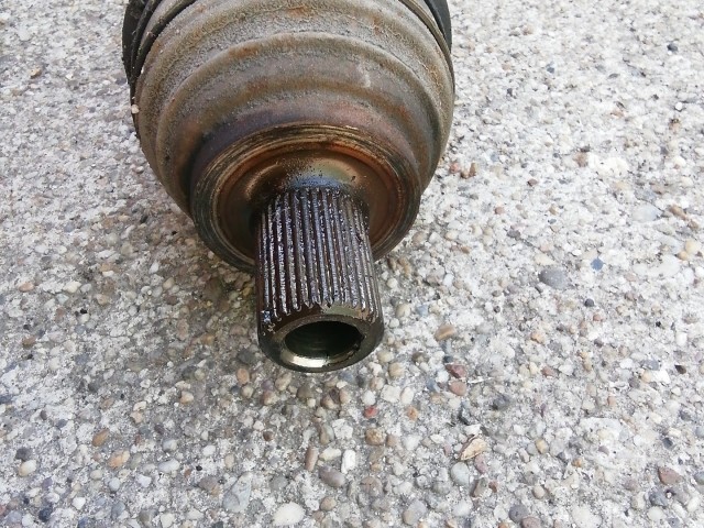 Volkswagen Touran 2005-2008 Féltengely Használt Kézi Jobb első
