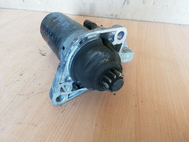 Volkswagen Touran 2005-2008 1,9 8v Diesel önindító 0001123012 , 02Z911023FX