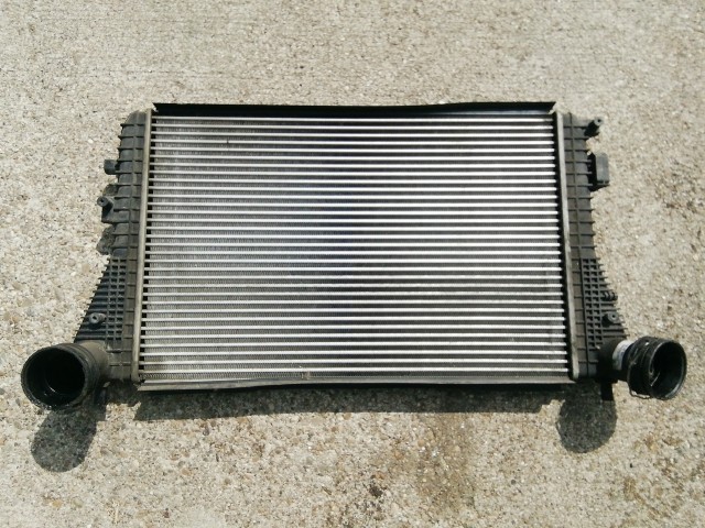 Volkswagen Touran 2005-2008 1,9 8v Diesel Intercooler 1K0145803