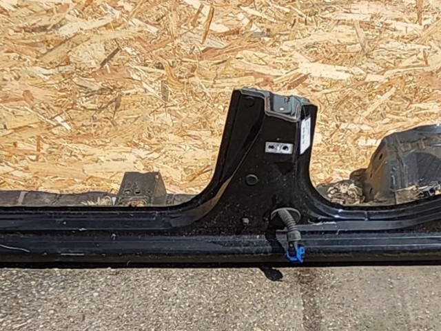 136459 Fiat Grande Punto  5 ajtós bal oldali küszöb