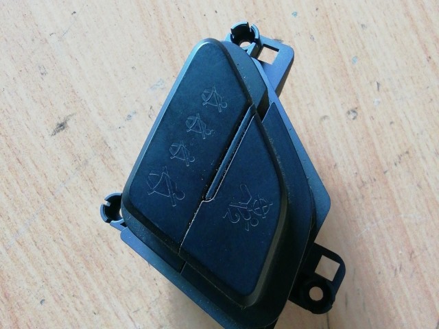 126771 Hyundai I 30 2008-2012 Belső kapcsoló 