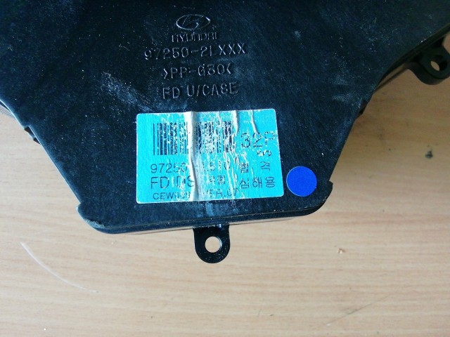 Hyundai I 30 2008-2012 digit fűtés kapcsoló 97250-2L610