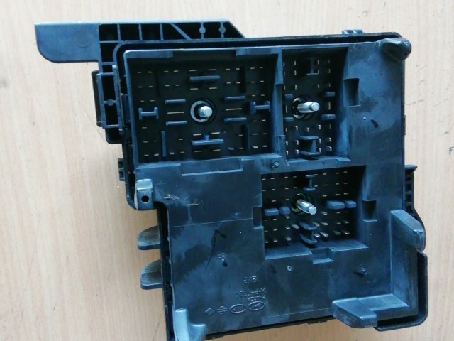 Hyundai I 30 2008-2012 külső biztosítéktábla