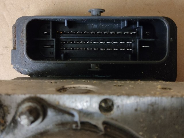 Skoda, Volkswagen Abs 6c0614517n