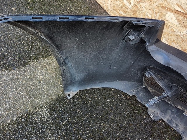 171272 Alfa Romeo 159 2005-2011 első lökhárító, a képen látható sérüléssel