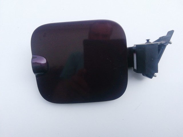 126869 Lancia Musa 2004-2012 Fiat Idea bordó színű tankajtó 735349653