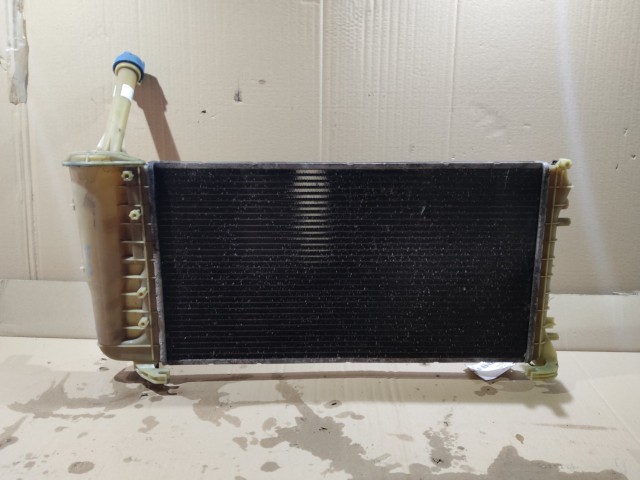 Lancia Ypsilon II.  2003-2011 2003-2011 Vízhűtő 580 325 28  1400