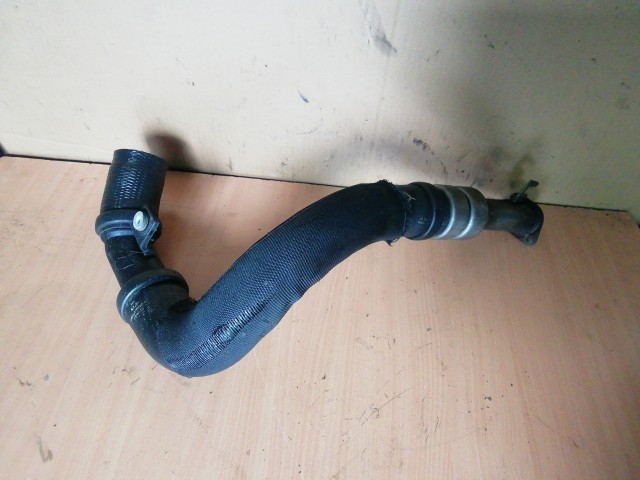 Fiat Freemont 2011-2015 2,0 16v Diesel levegőcső, turbóból az intercollerba 68081101AC