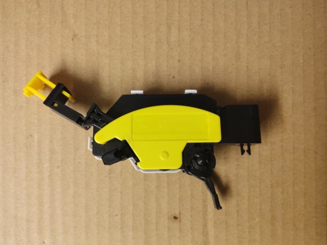 Alfa Romeo, Fiat, Lancia gyári új kuplung pedál állás érzékelő 51905704