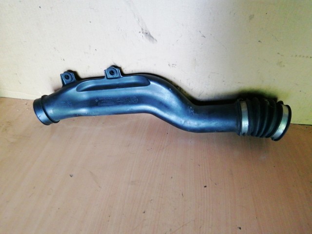 Fiat Freemont 2011-2015 levegőcső légszűrőházból a turbóba K04627073AE