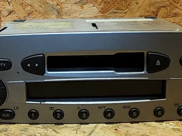 171915 Alfa Romeo 147 2000-2010 Blaupunkt Kazettás rádió 735293232