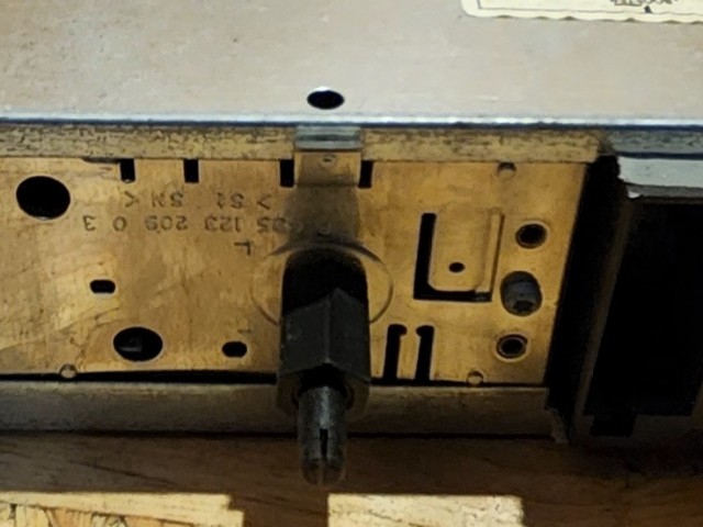 171928 Alfa Romeo 147 2000-2010 Blaupunkt Cd-s rádió, kopott gombok!!!!! 735293234