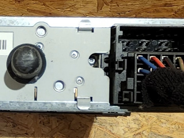 171947 Fiat Grande Punto 2005-2009 Grundig Cd-s rádió. Kód nincs hozzá!!!!! 735416229