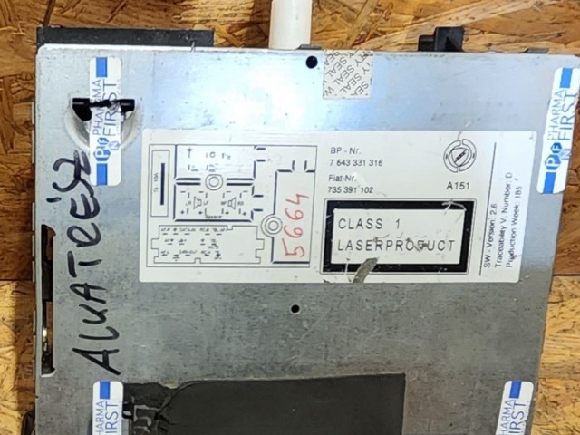 171968 Fiat Multipla 1998-2010  Cd-s rádió alkatrésznek!!!!!!!!! 735391102