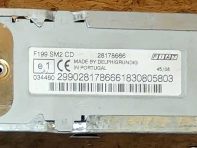 171969 Fiat Grande Punto Cd-s Rádió Delphi Grundig, Nincs Kód hozzá!!!!! 735481299