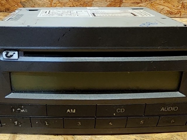 167001 Fiat Grande Punto Blaupunkt Cd-s rádió 735429579 kopott gombok!!!