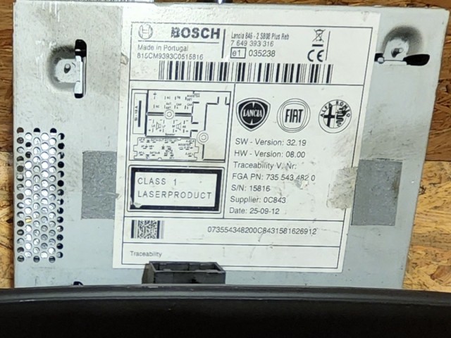 167017 Lancia Ypsilon III.  2011- Bosch Cd-s rádió 7355434820