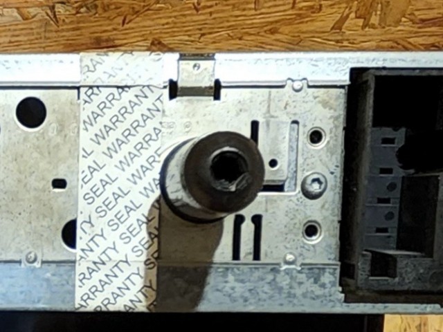 167024 Alfa Romeo 159 2005-2011 Mp3-as, Cd-s rádió 156073094 egy gomb hiányzik!!!!