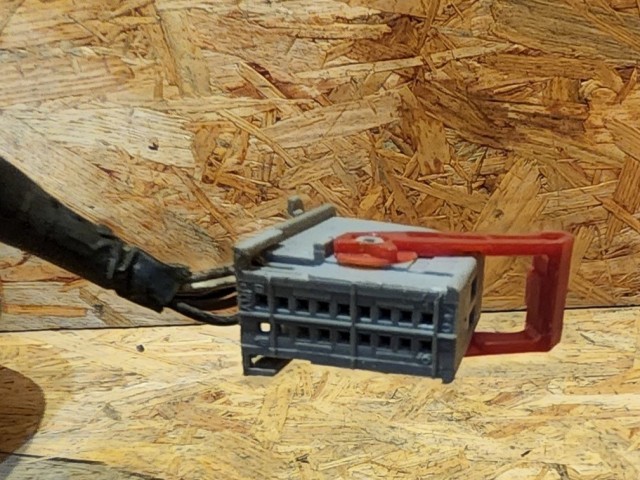 104419 Alfa Romeo Brera  2005-2010 jobb oldali 7 vezetékes visszapillantó tükör