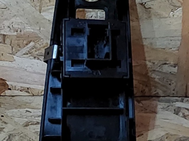 Fiat Bravo 2007-2014 bal első ablakemelő kapcsoló 2 kapcsolós kivitel!!!!