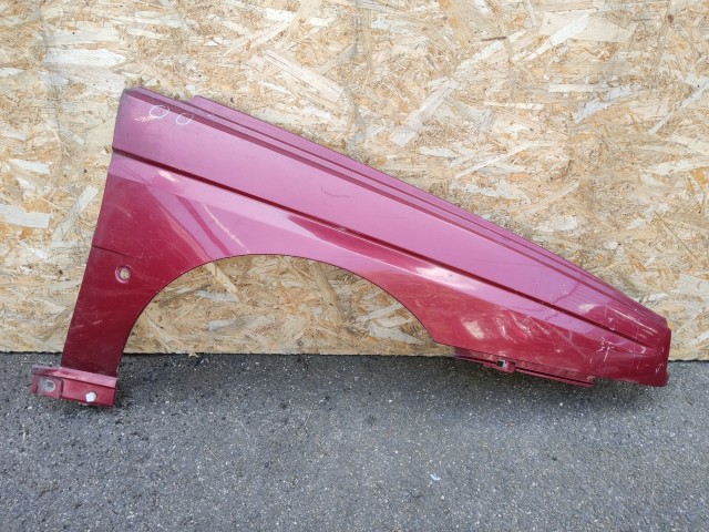168171 Alfa Romeo 155 1995-1996 Jobb első sárvédő, a képen látható sérüléssel 60616921