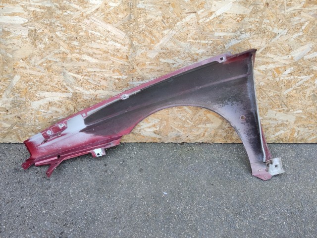 168171 Alfa Romeo 155 1995-1996 Jobb első sárvédő, a képen látható sérüléssel 60616921