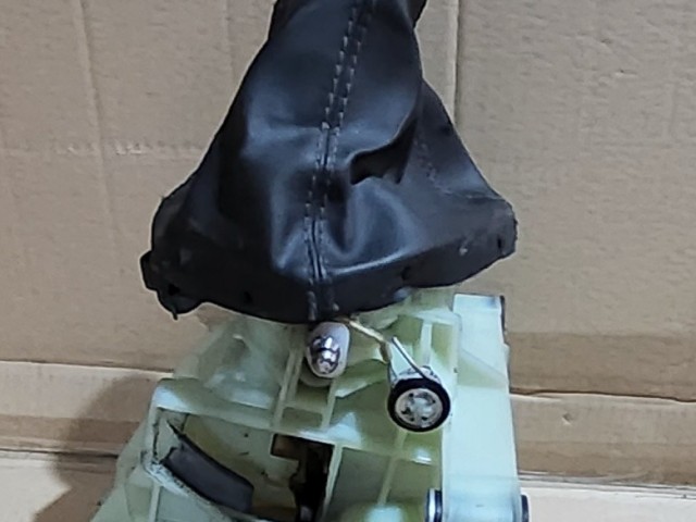 53707 Fiat Croma 6 sebességes váltókulissza 55344304