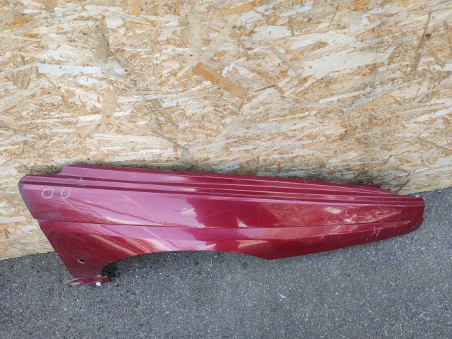 168171 Alfa Romeo 155 1995-1996 Jobb első sárvédő, a képen látható sérüléssel 60616921