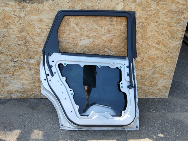 168273 Dodge Journey 2008-2020 Bal hátsó Ezüst színű ajtó