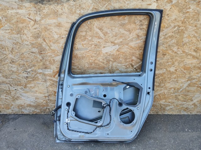 168312 Skoda Roomster 2006-2015 Jobb hátsó Szürke színű ajtó, a képen látható sérüléssel