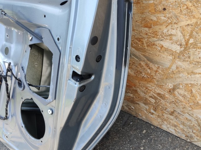 168312 Skoda Roomster 2006-2015 Jobb hátsó Szürke színű ajtó, a képen látható sérüléssel