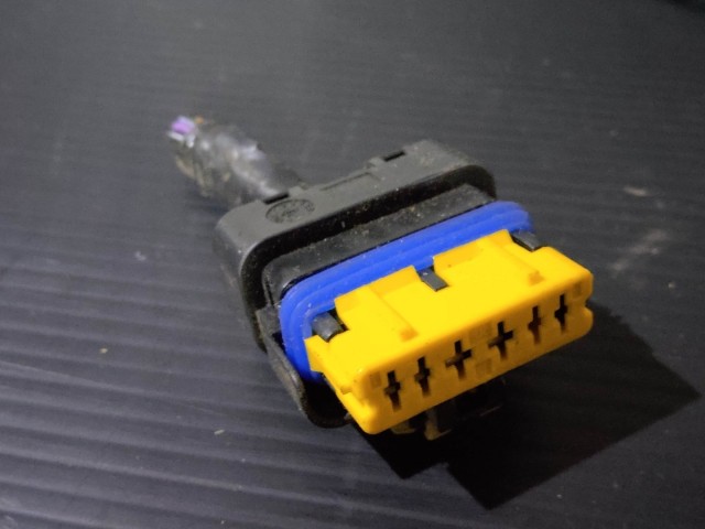 86088 Fiat Panda II.  2003-2012 benzines, üzemanyagszivattyú elektromos csatlakozó