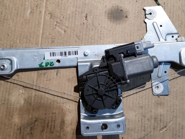 Peugeot 207 2006-2014  jobb hátsó elektromos ablakemelő